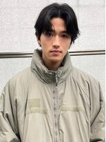無造作センターパート×毛流れニュアンスパーマ