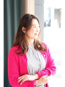 アヴァンス プロデュース バイ エガオ 大阪梅田店(AVANCE. PRODUCED by EGAO) ボリュームふんわレイヤーカット【AVANCE produce by EGAO】