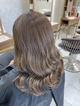 ソエル(Sowel) （千田）オリーブアッシュ/白髪ぼかしカラー