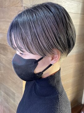 トレヘアー(tRe hair) ショート ボブ ウルフ ブリーチ レイヤーカット イルミナ