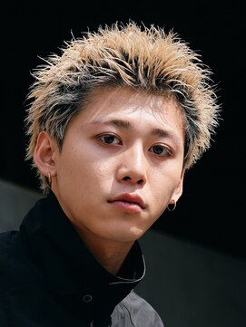 フィフス(fifth) スパイキーショートブリーチカラーブロンド短髪fifth原宿20代