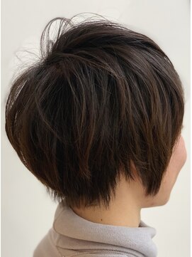 エリア 燕店(area) ふんわりショート