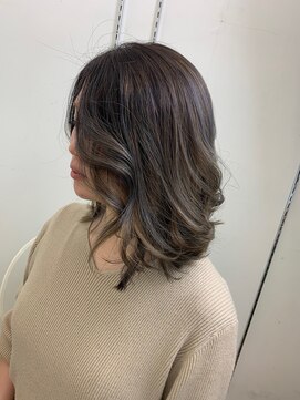 ヘアーブティック にし NISHI ミディアムバレイヤージュ