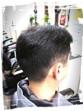 カットハウススペース 人形町 かきあげミニマムルーズグラデーションショート人形町30代　40代