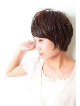 ハリス(Harris) ワンサイドショート/ボブ/ブランジュ/ダブルバンク 表参道/青山