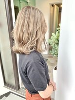 カルテット(Quartett)&nbsp;【Quartett】ハイトーンハイライトプラチナベージュカラー