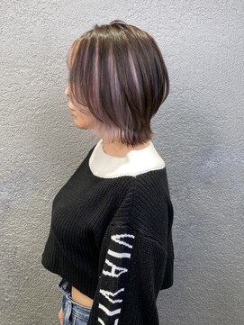 ラヴリア クルメ(LOVERIA KURUME) フェイスフレミングカラーとウルフカット