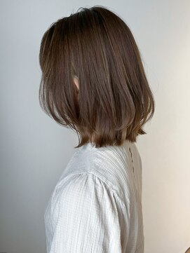 アイティーバイアルバム 松戸店(IT by ALBUM) ボブレイヤーオリーブベージュ_大人ガーリープリカール_ba412321