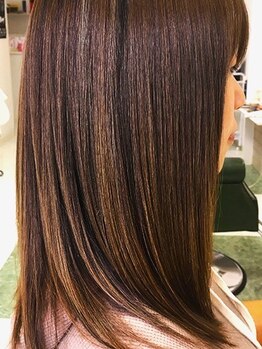 ヘアブティックボズワン 溝の口店(HairBoutiqueBOZ 1)の写真/髪のプロが厳選するキューティートリートメントで、髪の芯から潤い、艶感のある仕上がりに♪