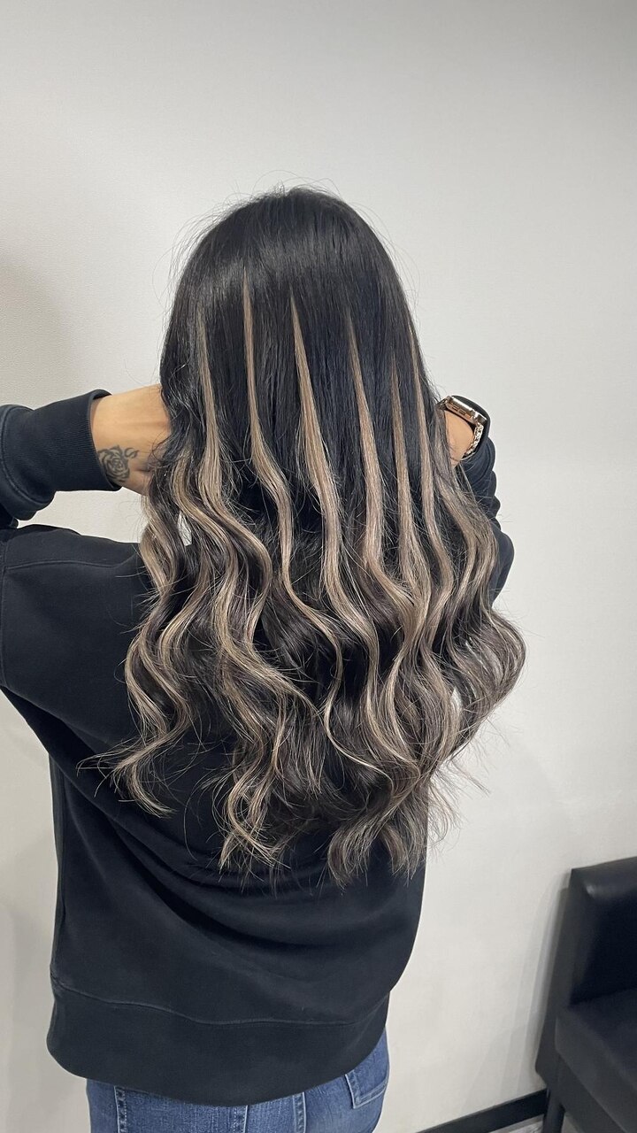 2026年秋】メッシュの髪型・ヘアアレンジ｜人気順｜ホットペッパー