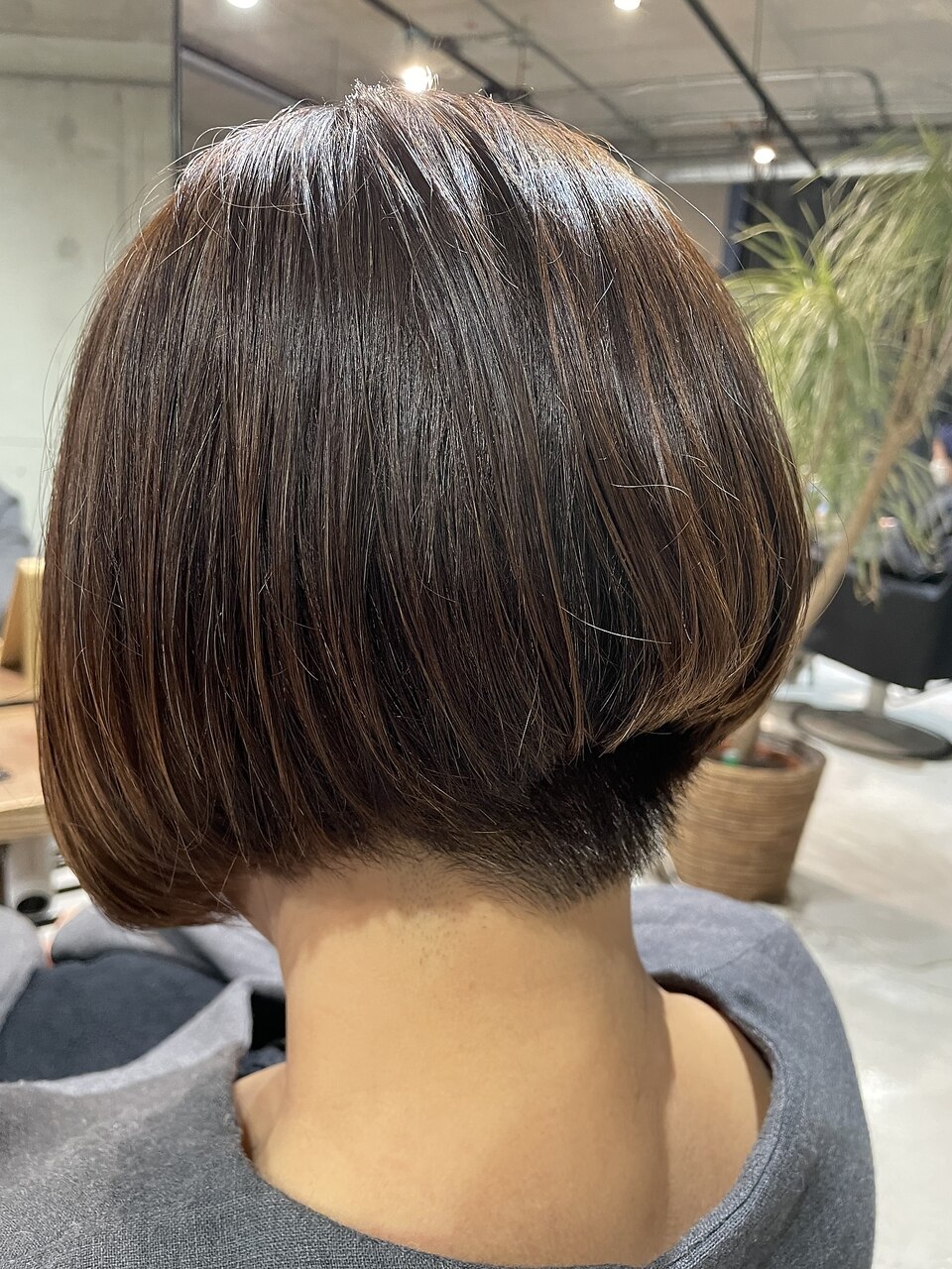 前下がりボブ～襟足刈り上げVer～：L190180900｜アイノアクロノス 新