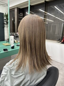 エイト 川崎店(EIGHT) レディース　ブリーチ　ミルクティー　ベージュ　ケアブリーチ