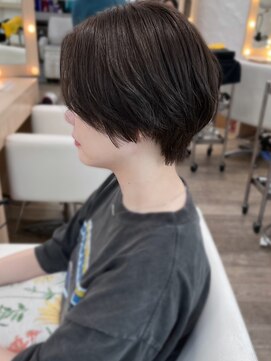 エレノア 渋谷公園通り店(Eleanor) ハンサムショート×アッシュグレー