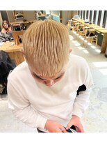 エイト 難波店(EIGHT namba) 金髪　短髪　フェード　【店山本】