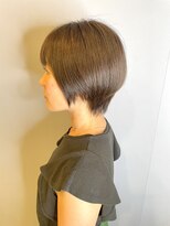 ブロッサム 東久留米店(Blossom)&nbsp;20代30代40代小顔ハンサムショートアッシュブルーブラック