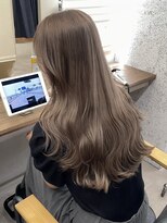 ローレン(Lolen.)&nbsp;【ヘーゼルベージュ×レイヤーウェーブ】浜崎　あきら