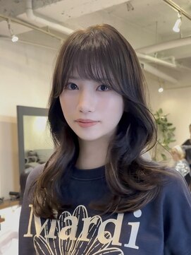 ビューネオ(VIEW NEO) レイヤーカット/ミディアムヘア/韓国ヘア/似合わせ/谷町四丁目