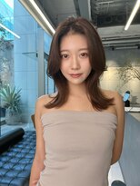 サンバレー(SUNVALLEY) 大人似合わせ外ハネ レイヤースタイル