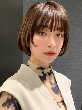 アビー(ABBEY) 大人ボブ切りっぱなしボブレイヤーボブ外ハネボブくびれボブ