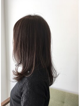 スピン(SPIN) オフィスでのウケNo.1！スリークアッシュブラウン【Spin行徳】