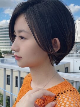 ナツヤ(NATSUYA) 前髪長め黒髪丸みショートボブ