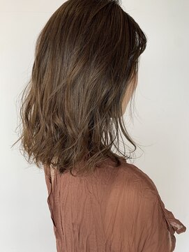 ザ ラボ アングゥ(The Labo ungu) テラコッタベージュ