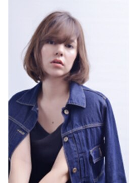ビュート ヘアー ジョージ(Beaut Hair GEORGE) ひと目で目を引く重めボブ