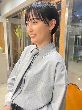 ゴブンノロク(GOBUN NO ROKU) 担当 竹橋/ 黒髪耳かけショート