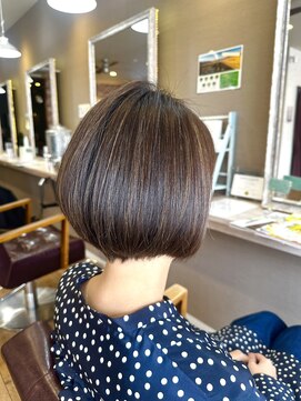 ヘアーメイクロージー 八軒店 (HAIR MAKE ROSY) インナーカラーショートカットショートボブハイライトメッシュ
