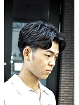 ガオプロデュースバイレボ(gao produced by revo)&nbsp;フェザーパーマ/センターパート/フェザーショート/刈り上げ