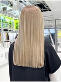 【上田】ブロンドブリーチカラーハイトーン切りっぱなしロング