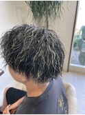 縦落ちツイストスパイラルパーマ