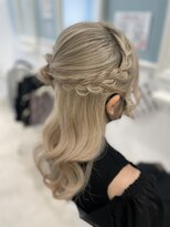 ホワイト 東京新宿店(White) くるみちゃんヘア