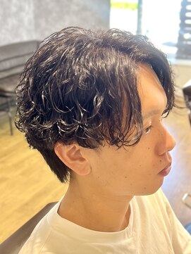 デプト(DEPT.) 波巻きパーマシャドウパーマツイストパーマメンズカット佐賀眉毛