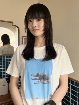 ニュイ(NUIT) 顔まわりザクザクレイヤーカットロング