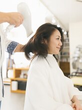 横須賀中央で守るオージュア髪質改善◆ドライヤーやコテなどの熱による髪のエイジング現象を抑える◎