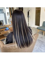 フツーロ 栄(FUTURO) プルエクステ