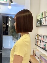 リンダ(LYNDA)&nbsp;艶髪ブラウン×切りっぱなしボブ