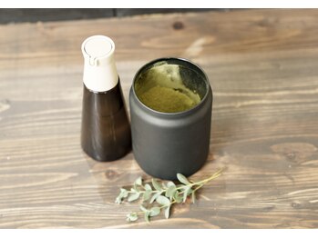 アルム(alum)の写真/髪・頭皮に優しいオーガニック薬剤を使用し髪質改善◆ダメージレスなのでツヤはもちろん、色モチも◎
