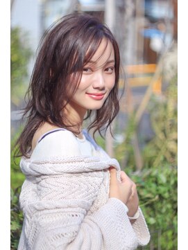 ヘアリゾート ティルタ ☆シースルーミディスタイル☆