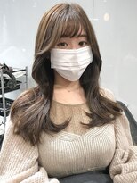ラブクロムトーキョー オモテサンドウ(LOVECHROME OMOTESANDO)&nbsp;大人くびれヘア韓国風巻き髪メルティカラーベージュななめ前髪