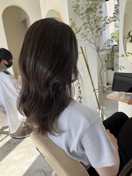 トナリ(tonari) 韓国風レイヤーカット