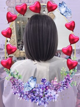 エデン ビークス チルドレン(EDeN Beeks children) #ハイライト#バレイヤージュ#シルバーカラー#ホワイト#ブリーチ