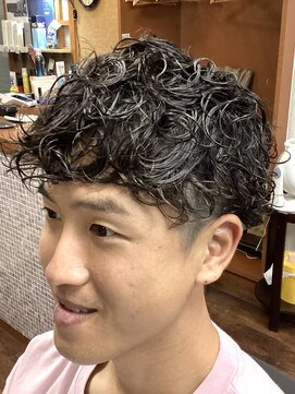 コダマ 新大塚店(KODAMA) ツイストスパイラルパーマツーブロックショートスタイル(床屋)