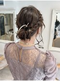 結婚式ヘアふわふわシニョンまとめ髪