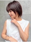   20代・30代_顔周りカット_ナチュラルショートヘア 