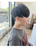 刈り上げショートハイライトデザインカラー
