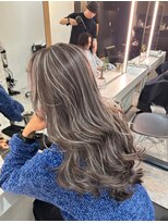 ブレンド 渋谷(BLend)&nbsp;ホワイトグレージュミニウルフデジタルパーマチェリーブラウン