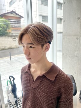 カケル(×.) センターパート×ミルクティーベージュ