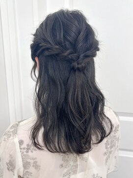 レイリー 原宿 表参道(Rayreee) 大人かわいいゆるふわハーフアップ